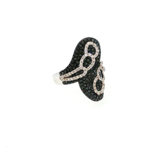 White Gold Cocktail Ring with Round Cut Diamonds