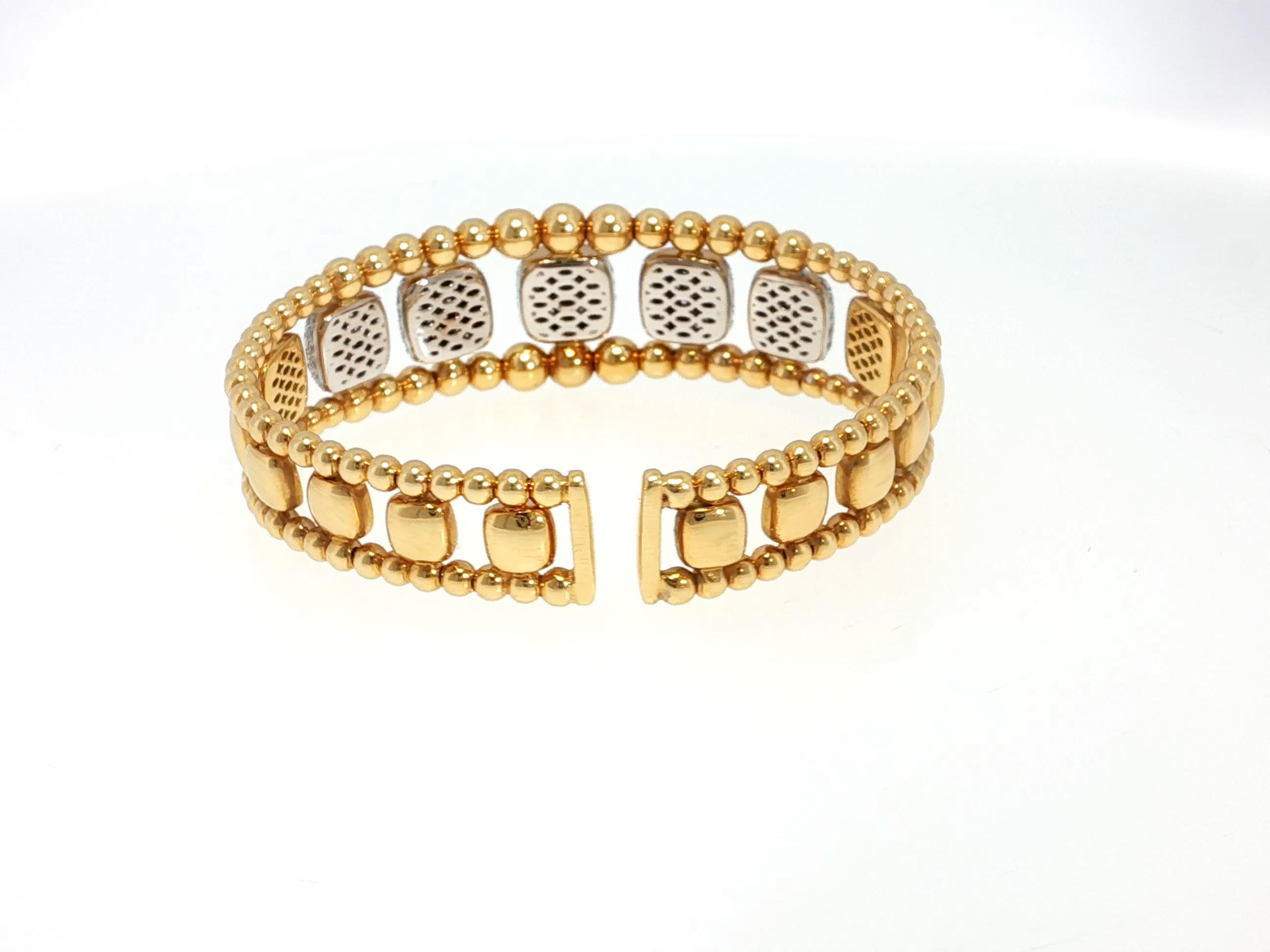 Yellow Gold Beaded Bracelet with Square Brilliant Cut Diamonds