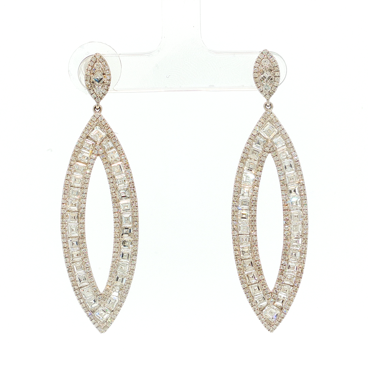 Elegant White Gold Dangle Earrings with Oval Cut Diamonds