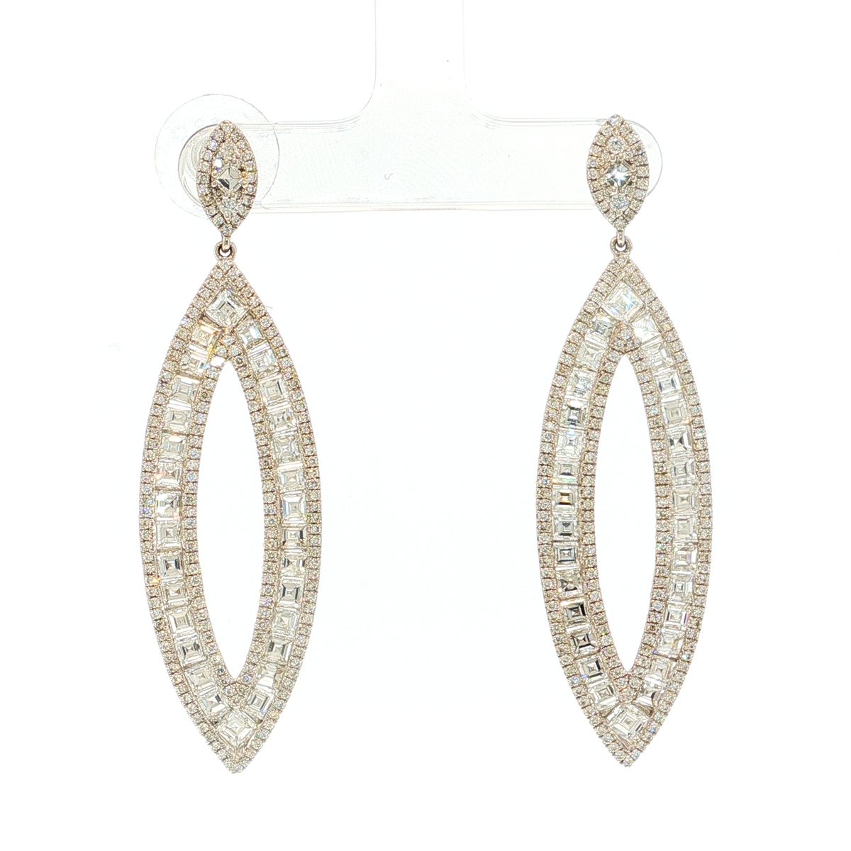 Elegant White Gold Dangle Earrings with Oval Cut Diamonds