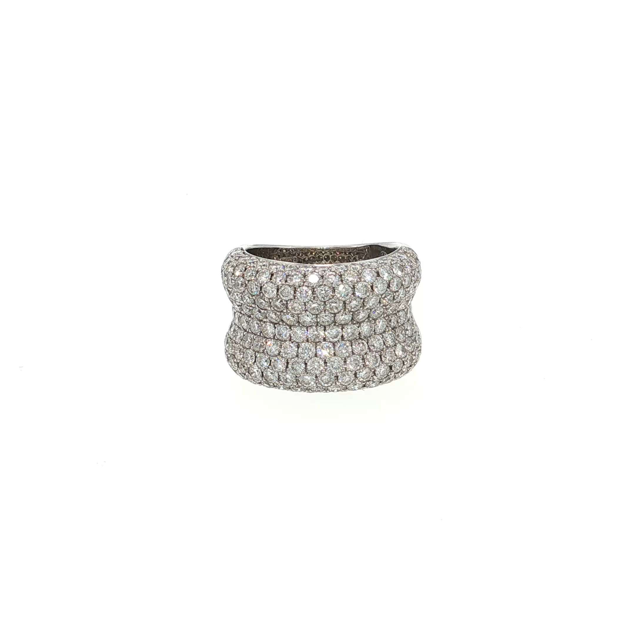 White Gold Cocktail Ring with Round Cut Diamonds