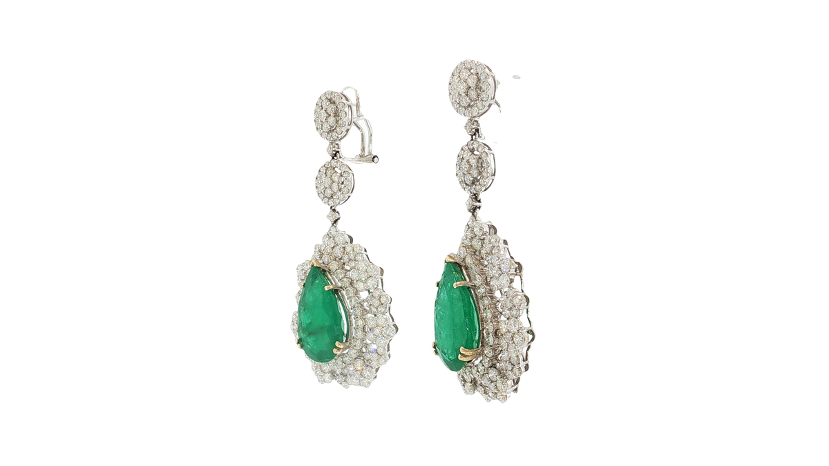 Elegant Pear Shaped Emerald Cabochon White Gold Drop Earrings