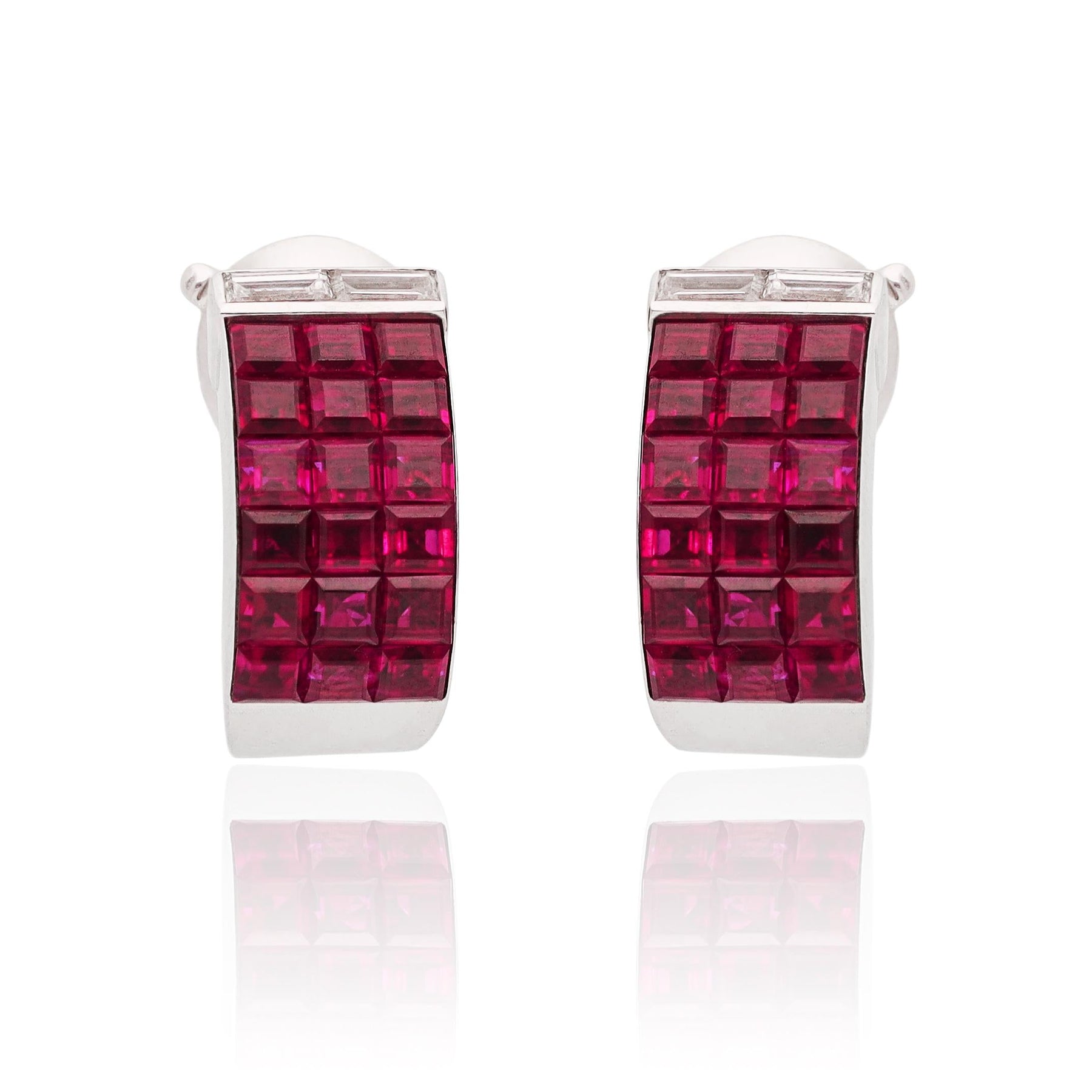 VAN CLEEF & ARPELS 'Mystery-Set Ruby Pont Neuf Huggie Earrings