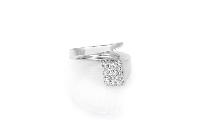Hermes Diamond White Gold Twisted Nail Ring