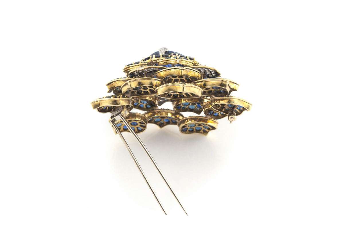 Vintage 1980s Verdura 20.01 Carat Sapphire Flower Brooch with Diamonds