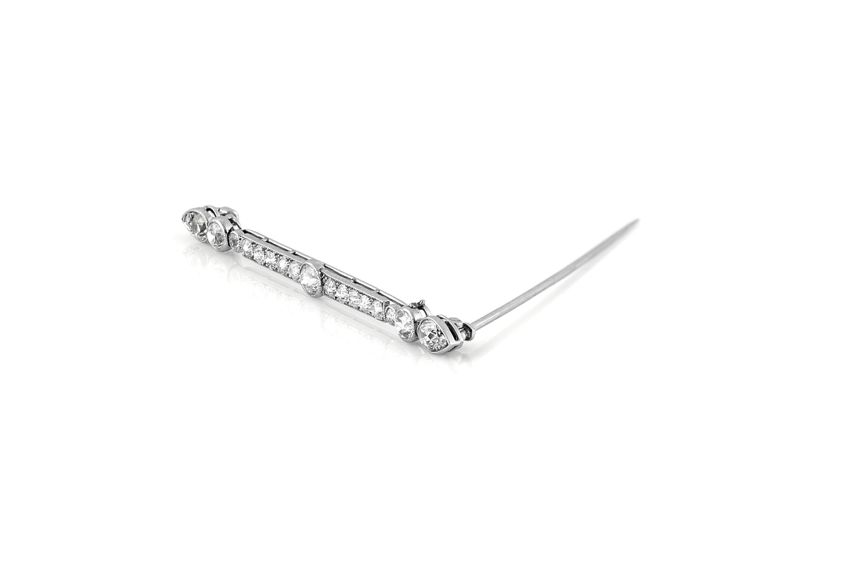 Antique Art Deco 1930s Cartier 2.20 Carat Diamond Bar Pin