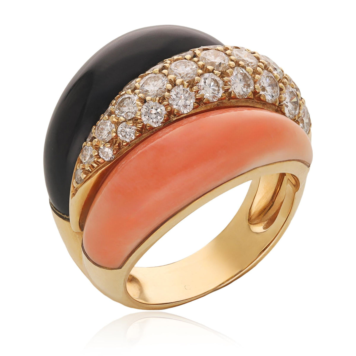 VAN CLEEF & ARPELS Coral, Onyx and Diamond Ring