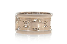 Gucci Icon Twirl Band Ring