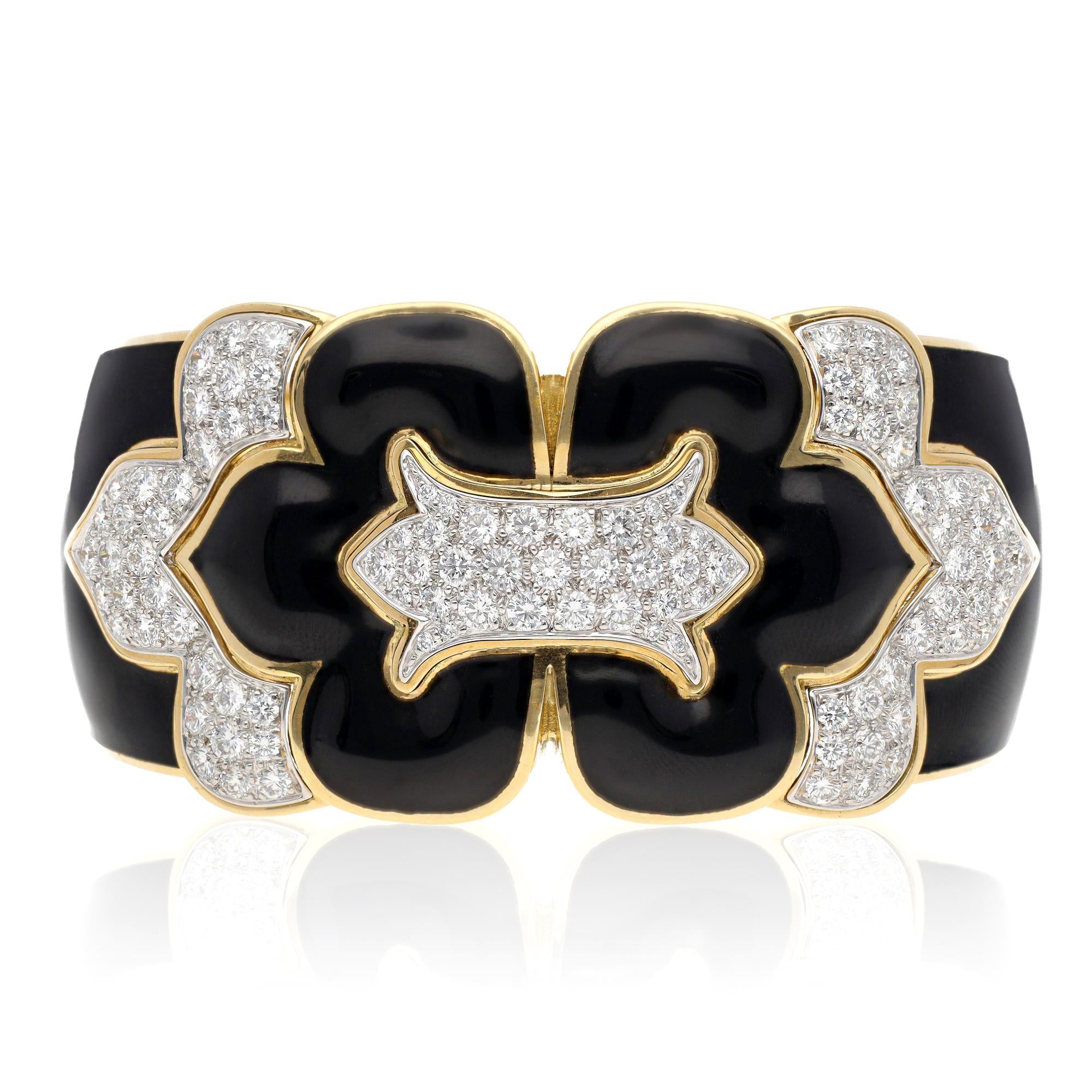 DAVID WEBB Trefoil Cuff, Black Enamel