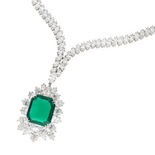 HARRY WINSTON Platinum And 18K White Gold Diamond And Emerald Necklace