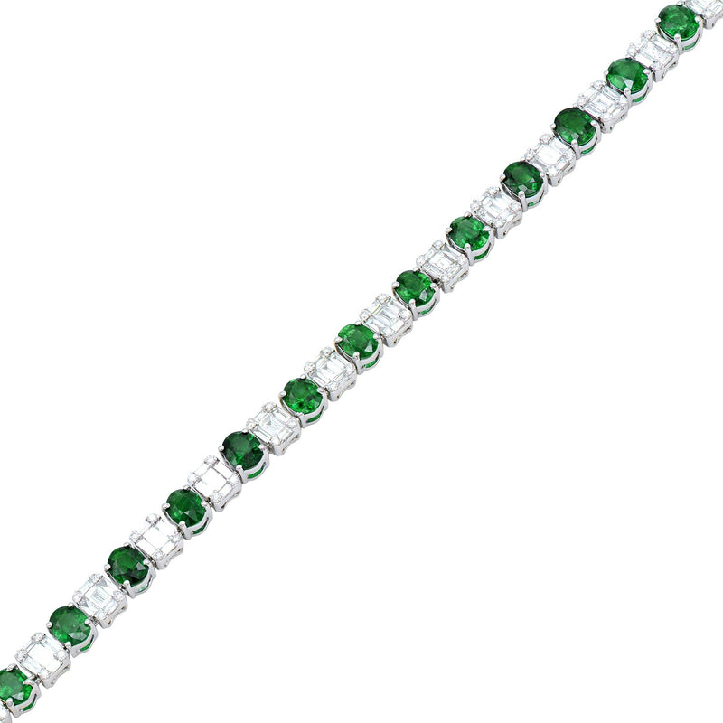 EN054211 - 18KW/32.3G 49EMER-15.24CT 245BD-5.75CT 196RD-1.24CT