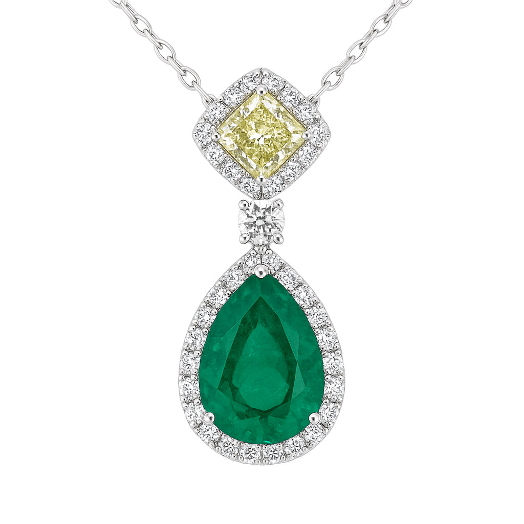 EP055784 - 18KWY/4.2G 1EMER-5.53CT 1YD-1.20CT 45RD-0.64CT