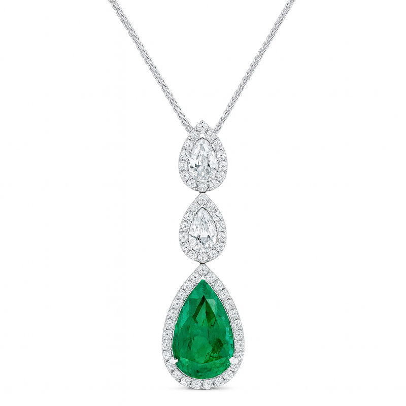 EP056826 - 18KW/3.5G 1EMER-7.23CT 2PEAR-1.01CT 59RD-0.60CT