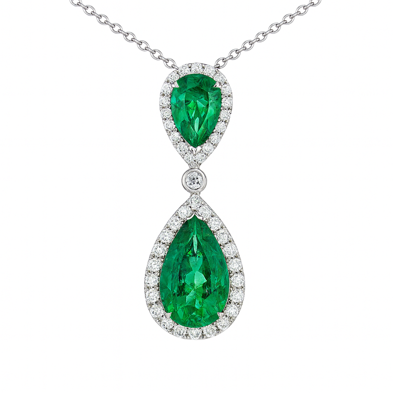 EP056833 - 18KW/3.8G 2EMER-6.65CT 1RD-0.05CT 44RD-0.70CT