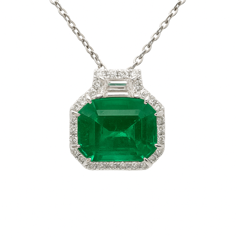 EP056780 - 18KW/2.4G 1EMER-5.29CT 1TRAP-0.23CT 28RD-0.34CT