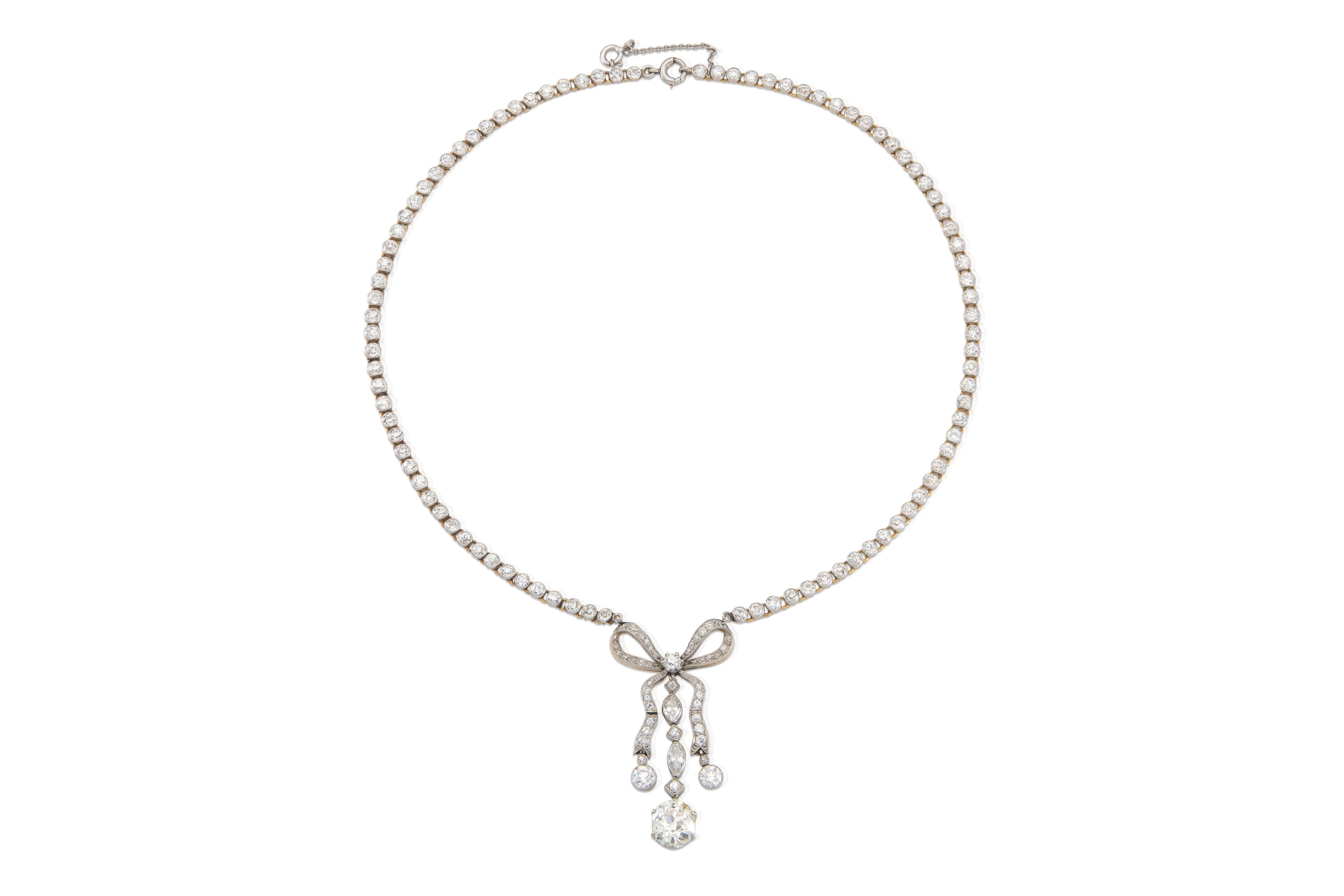 Antique Edwardian 1900s Tiffany & Co. 16.00 Carat Diamond Bow Necklace