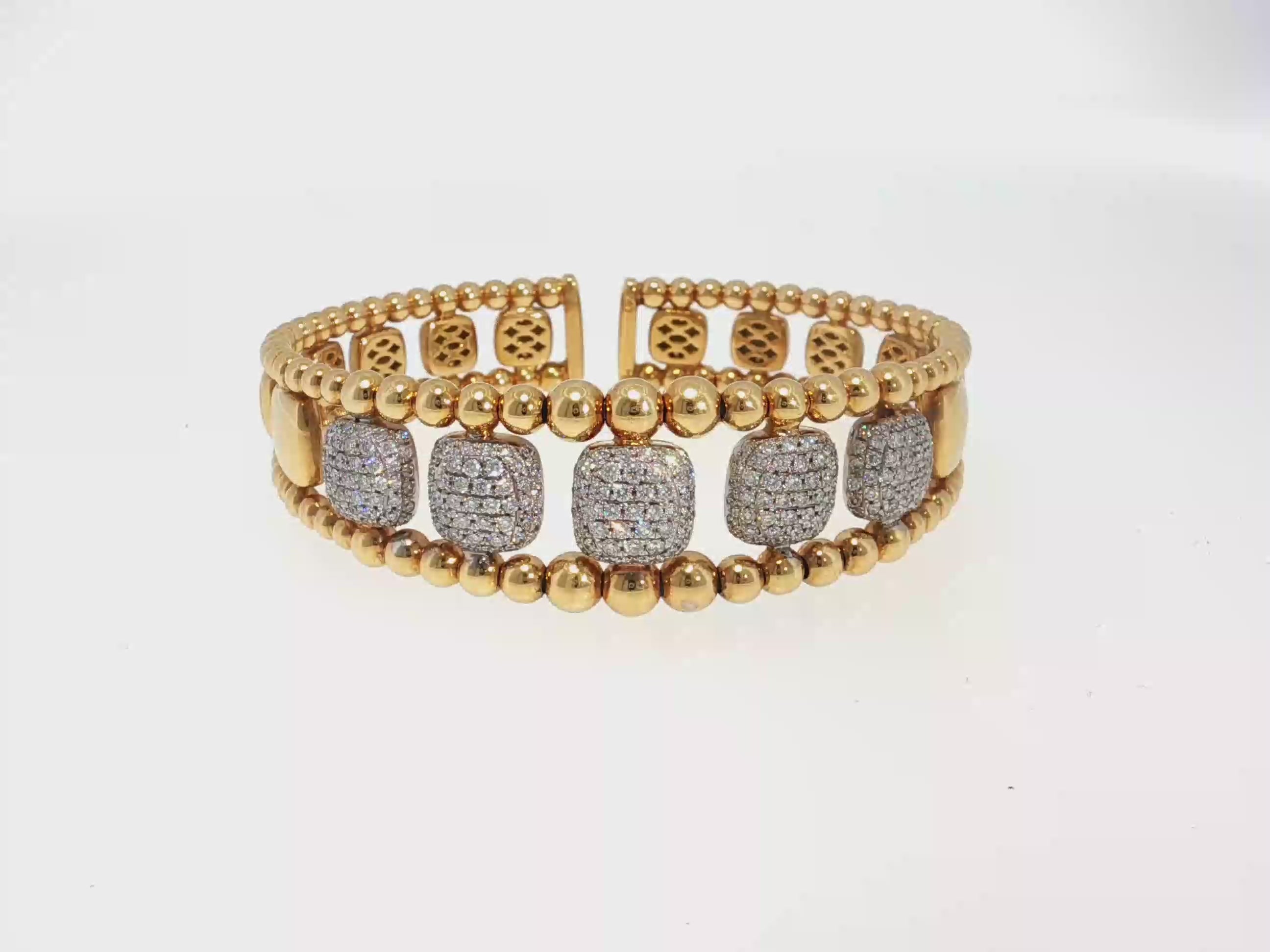 Yellow Gold Beaded Bracelet with Square Brilliant Cut Diamonds