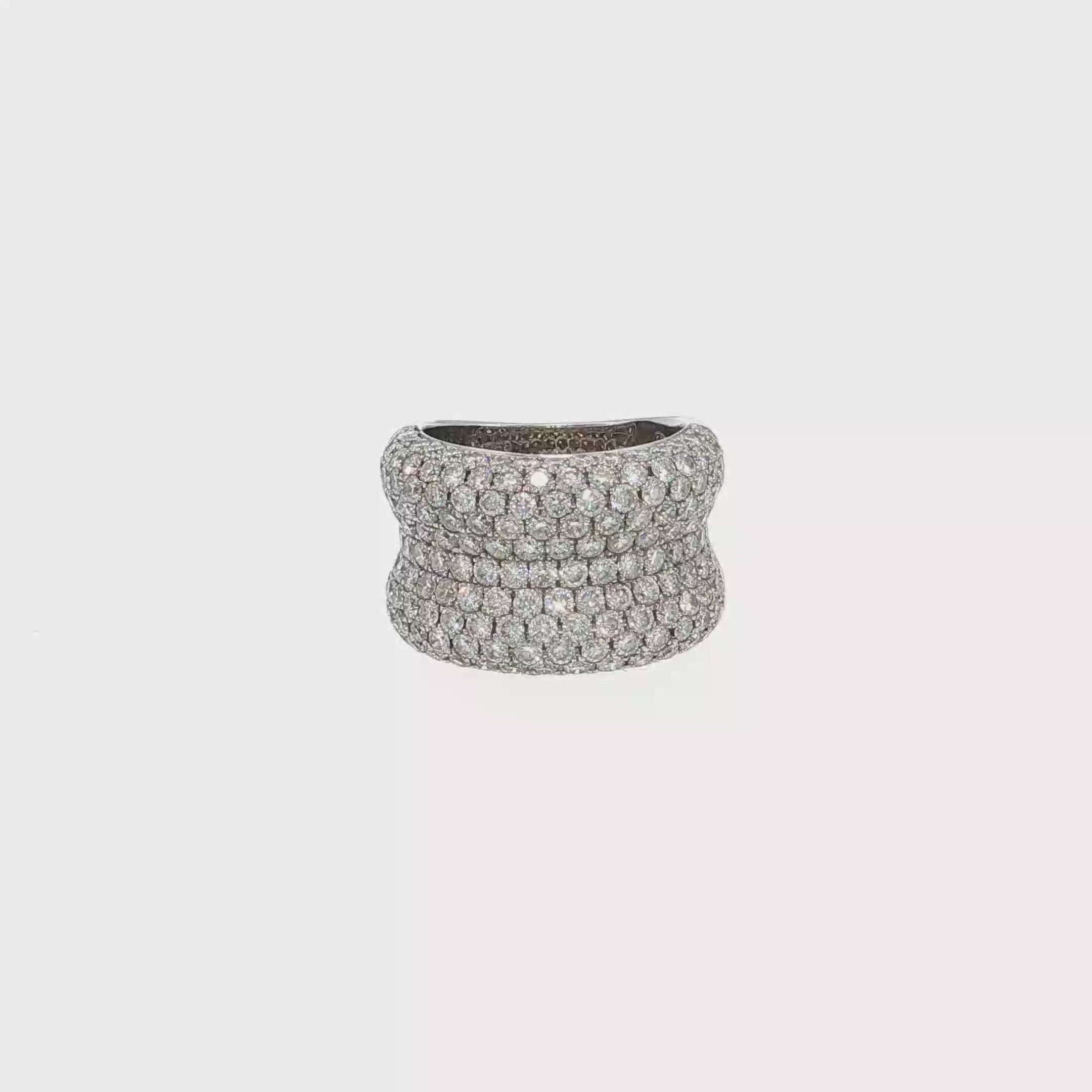 White Gold Cocktail Ring with Round Cut Diamonds