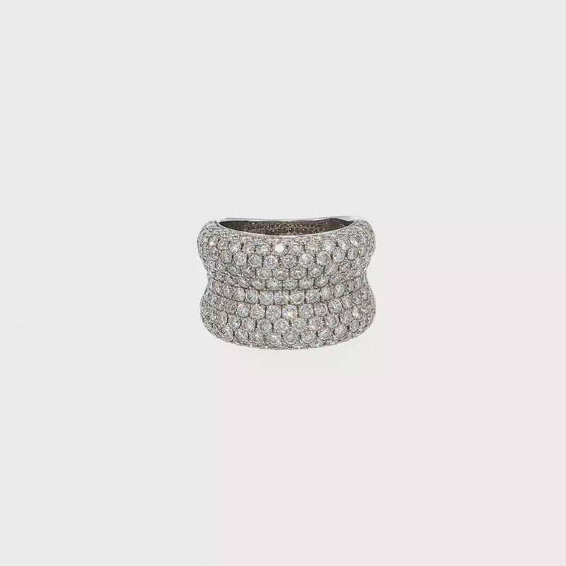 White Gold Cocktail Ring with Round Cut Diamonds