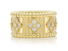 Van Cleef & Arpels Perlée Clovers Ring