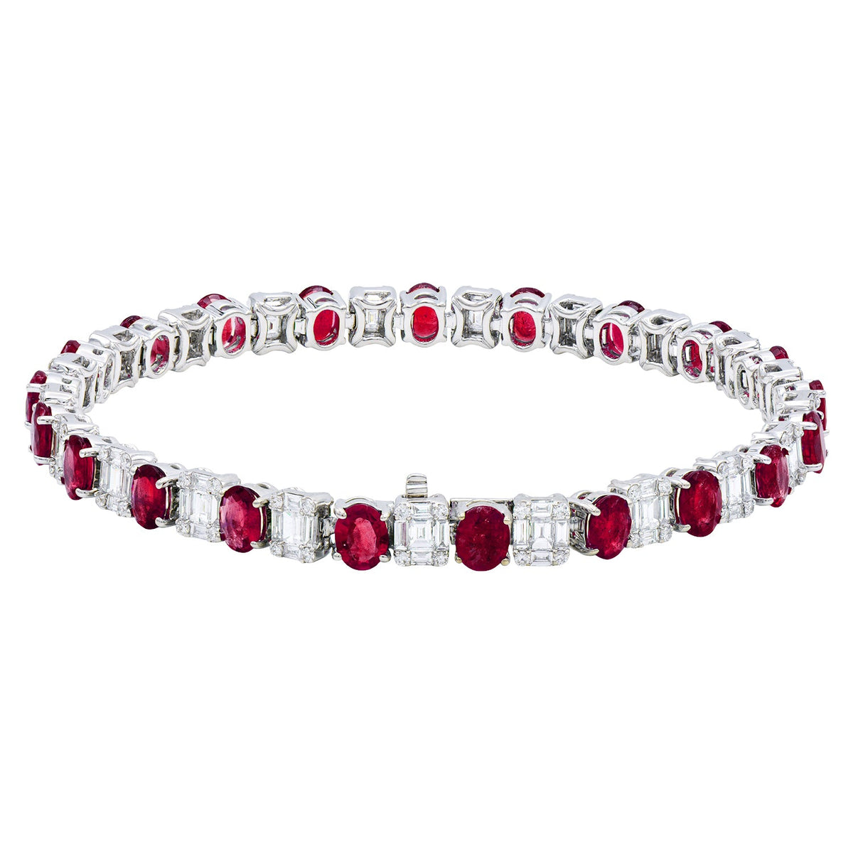 RB053874 - 18KW/15.8G 21RBY-10.18CT 105BD-2.2CT 84RD-0.53CT