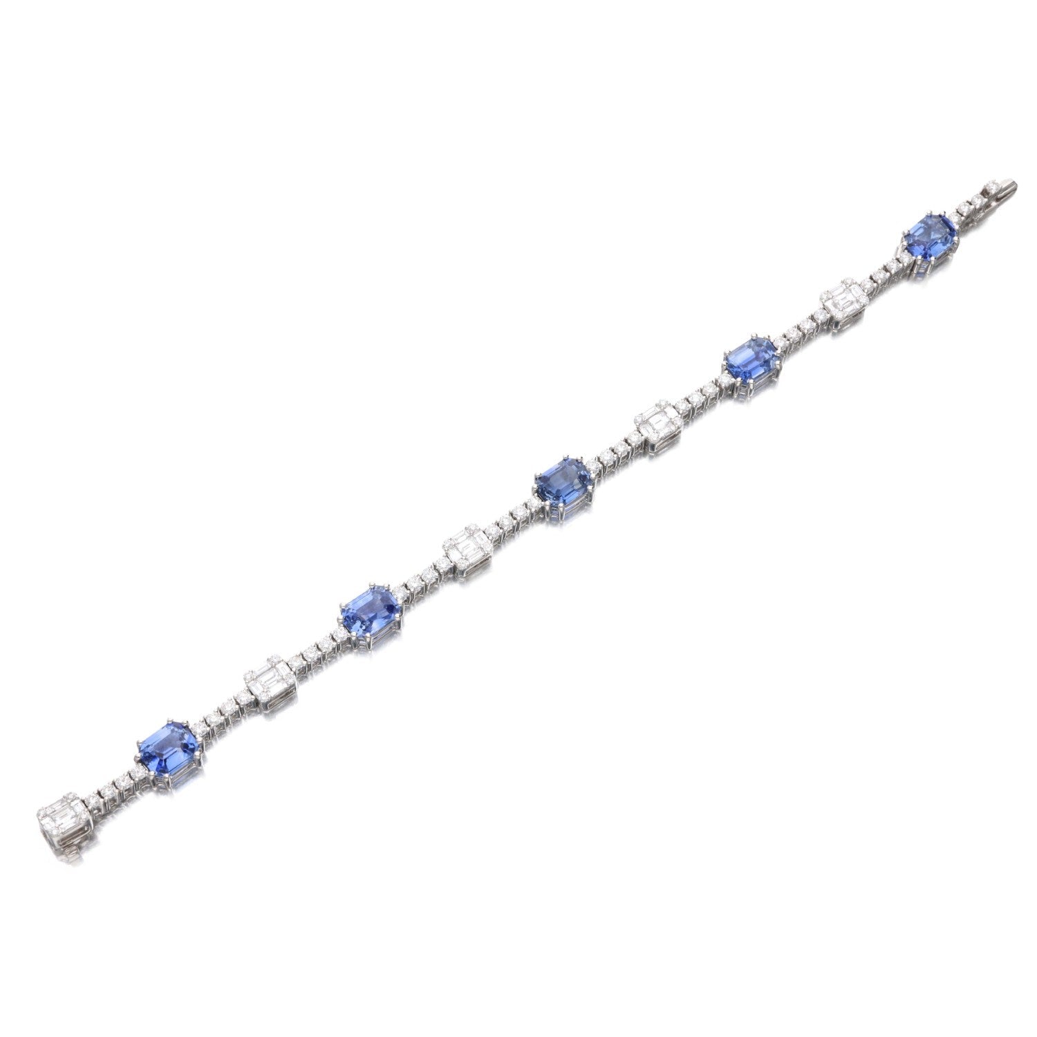 SB055058 - 18KW/17.3G 25BD-1.51CT 60RD-2.38CT 5SAPP-8.75CT